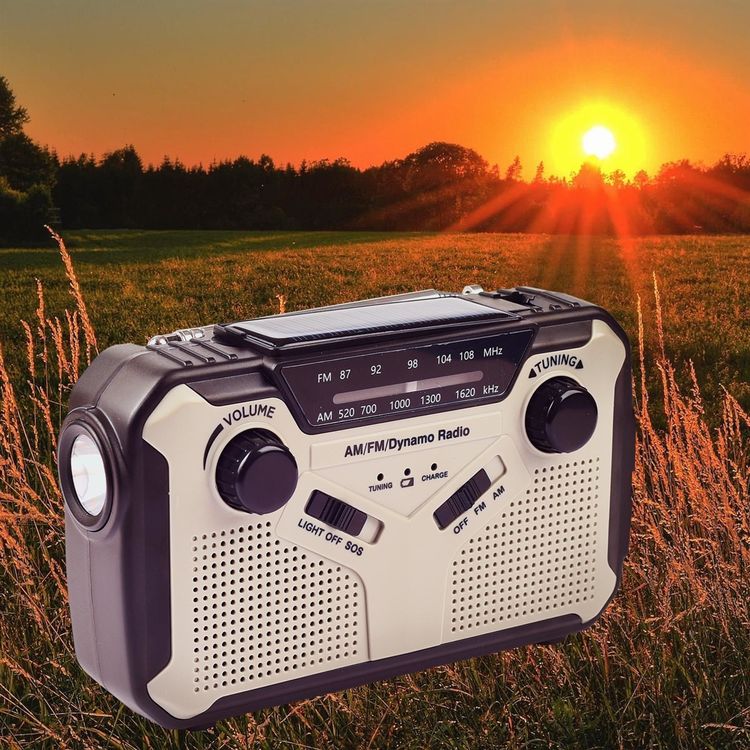 Tragbar Solar Radio mit AM/FM (Neu (gemäss Beschreibung)) in Thun für ...