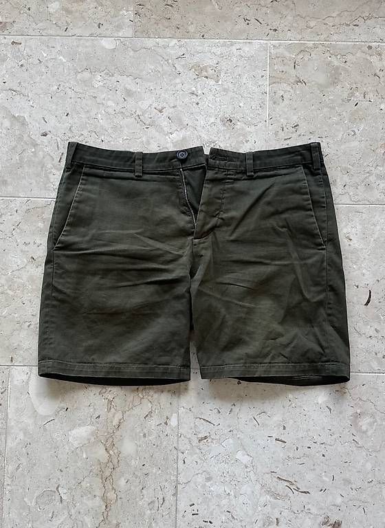 Arket Pantaloni: Kurze Hose Arket – Usato da Kilchberg ZH venduto da eti_m9g8