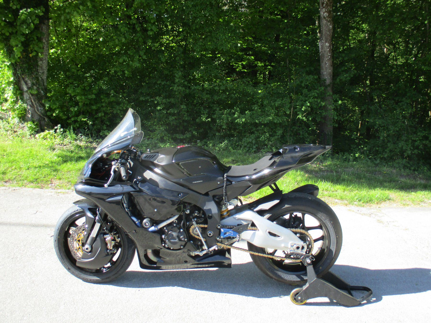 Yamaha Strada: Yamaha R1 – Usato da Riedholz venduto da Riedholz-Garage 2
