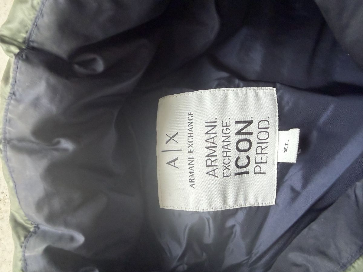 Armani Giacche: Armani Exchange Olive Puffer Jacket - Warm and Stylish! – Usato da winterthur venduto da iva_j2h5 1