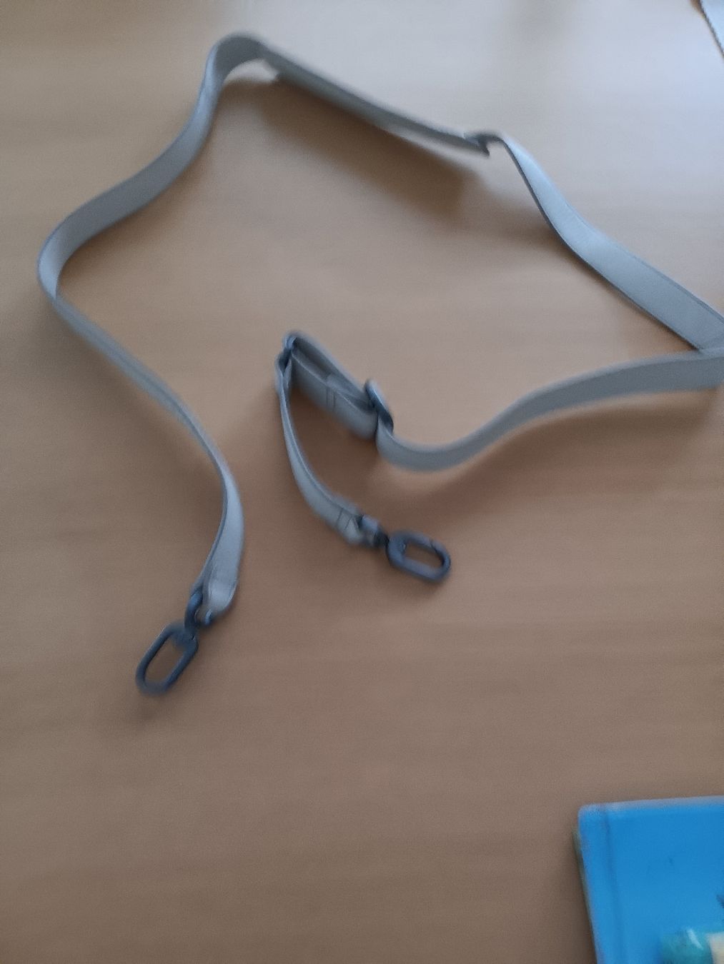 Altro in  Abbigliamento & Accessori: Tollen Taschengurt aunts & uncles Leder beige neu – Nuovo e nell'imballaggio originale da Stansstad venduto da leoni66 1