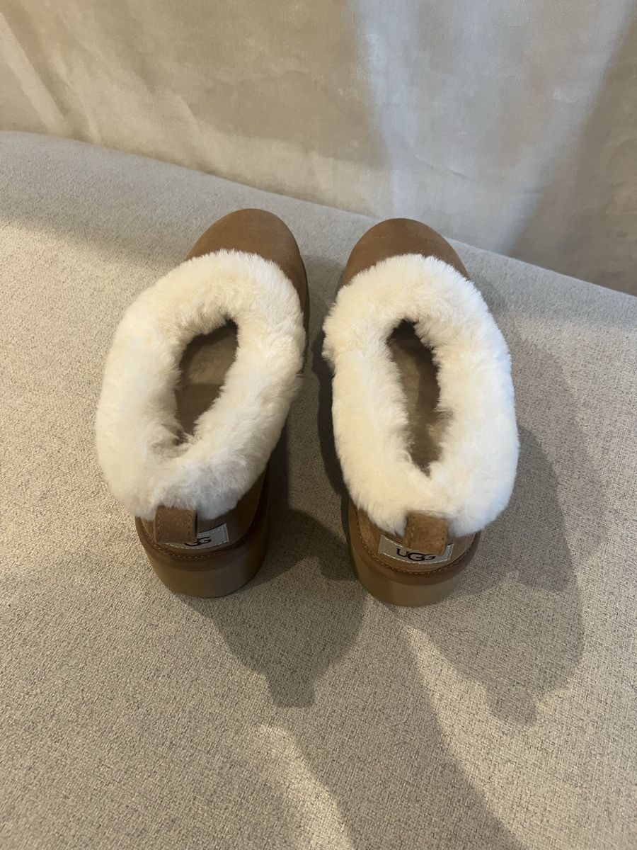 Ugg Scarpe da donna: UGG Plateau-Mules TAZZELLE gefüttert Grösse EU 40 – Nuovo (secondo la descrizione) da Horgen venduto da Ram78 4