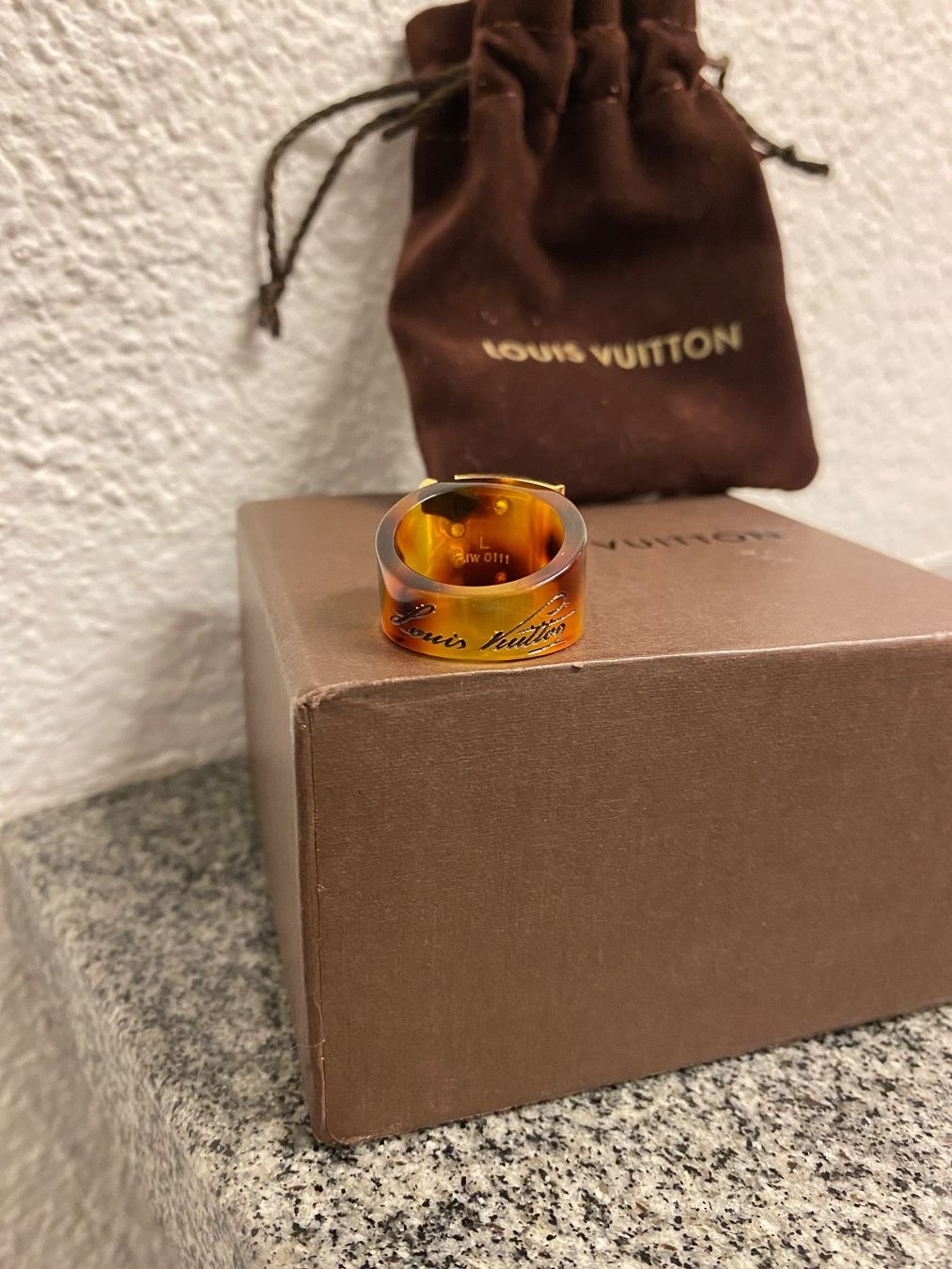 Louis Vuitton Ringe: Louis Vuitton Lock Me Ring L – Neu (gemäss Beschreibung) aus Winterthur von marisole4 2