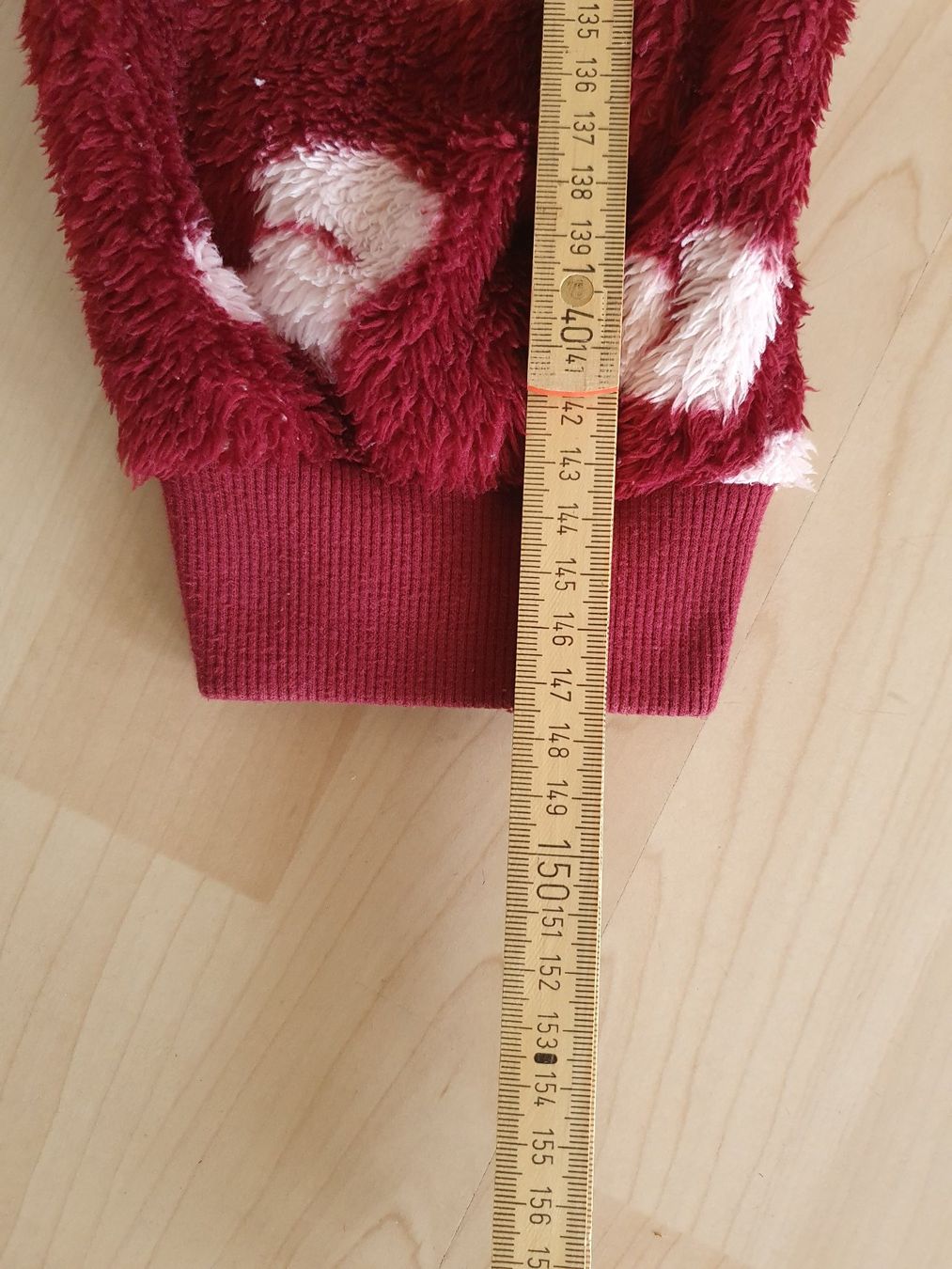 Manor Tute: Kuscheliger Eichhörnchen Onsie / Squirrel Jumpsuit, Grösse M – Usato da Worb venduto da FroLok 8