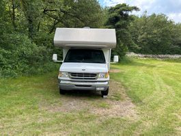 Wohnmobil Ford e350