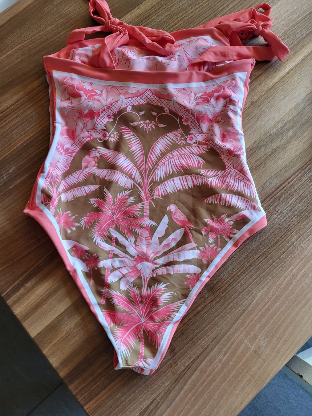 Costumi da bagno & Bikini: Reversibler Badeanzug Gr.44 – Usato da Matt venduto da Pippilotta05 1