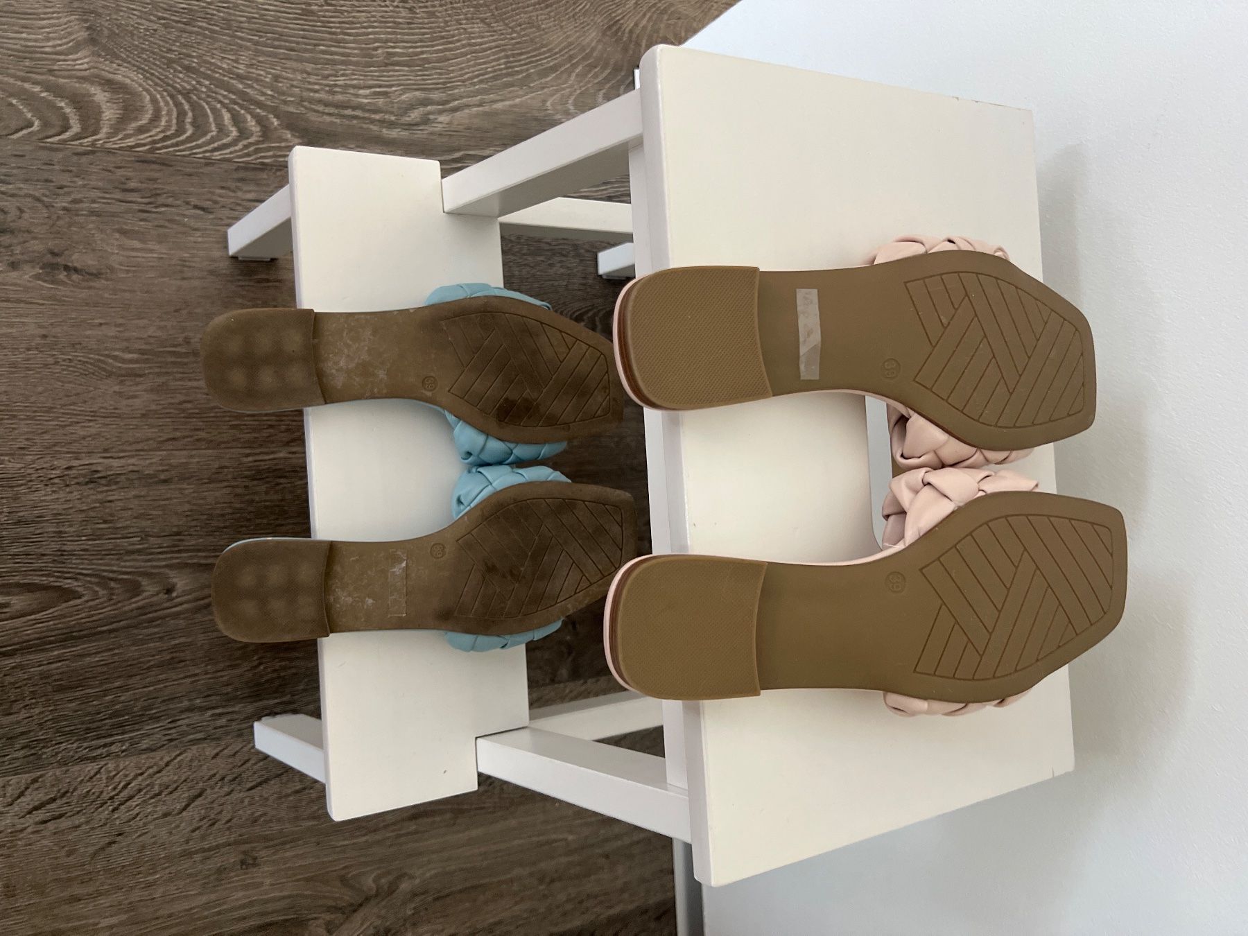 Scarpe da donna: 2x Sandalen  Grösse 39 – Usato da Weiach venduto da LemonJuice1995 2