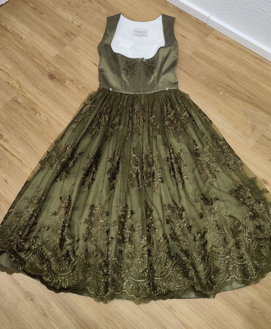 Krüger Vestiti: Festdirndl Krüger, Gr. 36 - NEU – Nuovo (secondo la descrizione) da Dussnang venduto da Rosenfee50