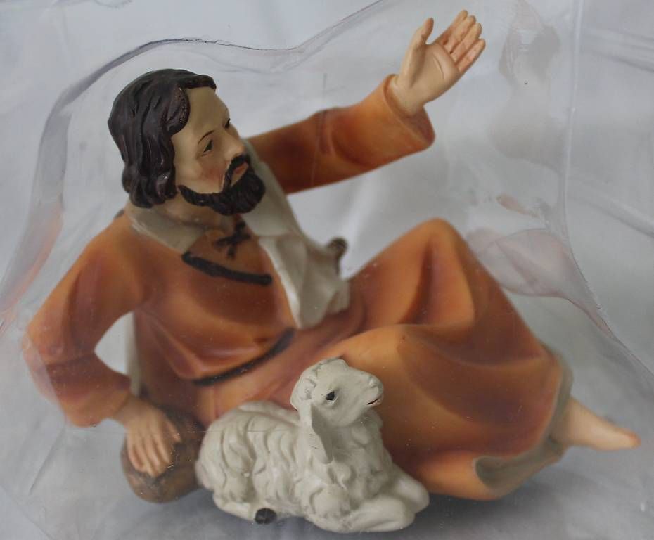 Statuette: Hirte sitzend mit Schaf b – Usato da Moosseedorf venduto da Tigerlily1
