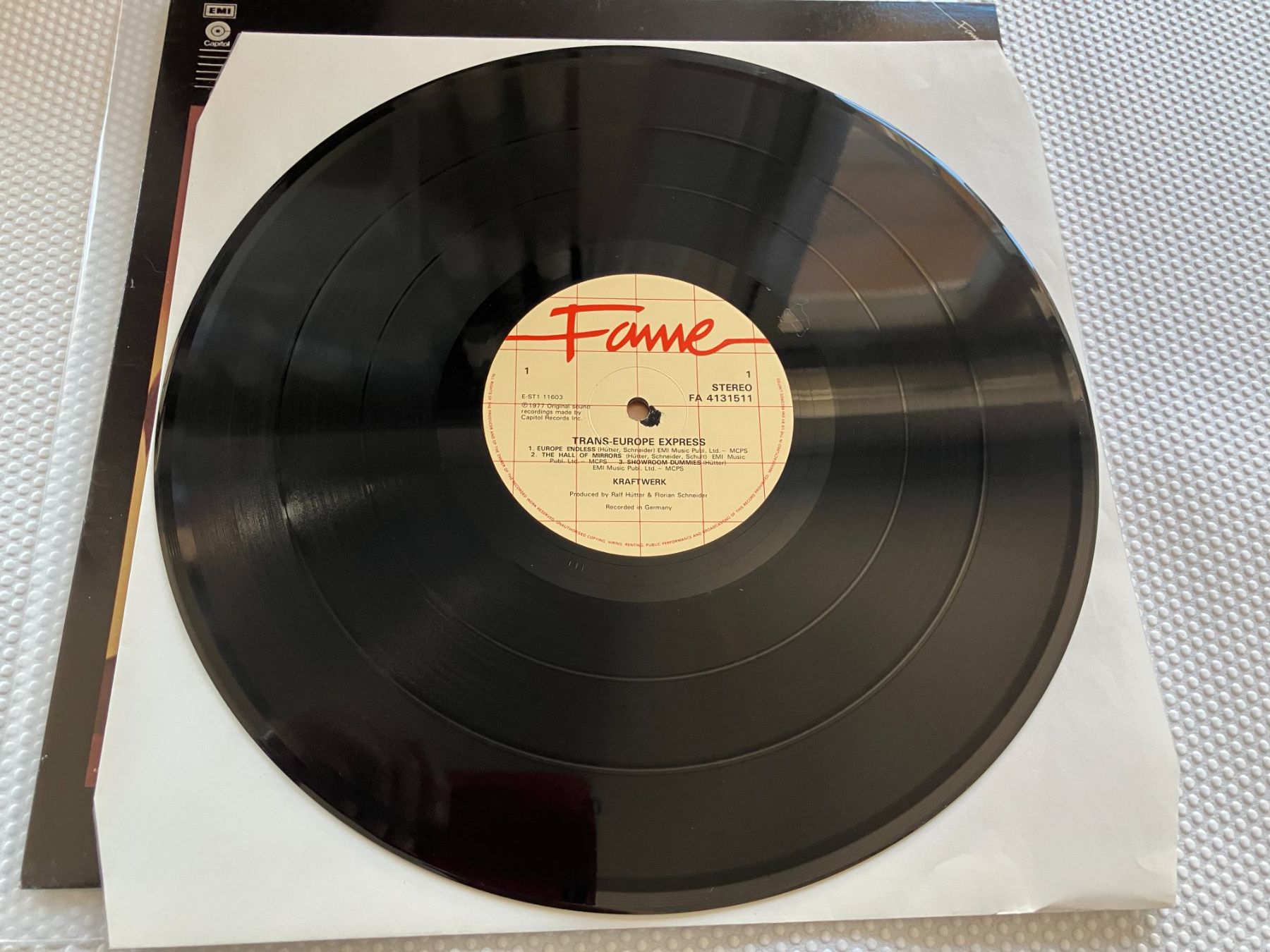Dischi in vinile: Kraftwerk – Usato da Aarwangen venduto da Jukebox3 4