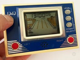 LCD Spiel Q&Q RUNAWAY CG-002 Vintage 80s Handheld Konsole