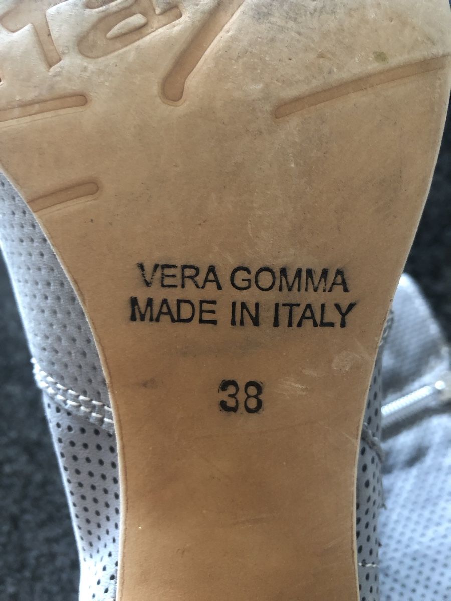 Scarpe da donna: Bottines Vera Gomma Daim gris clair 38 – Usato da Cuarnens venduto da Sandrine0110 4
