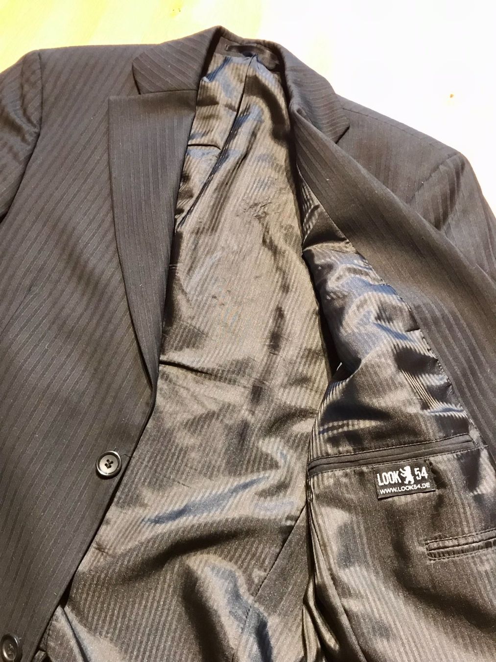 Jacken: Veste de soirée Look 54 Berlin – Gebraucht aus Lupfig von GuillaumeReipold 2