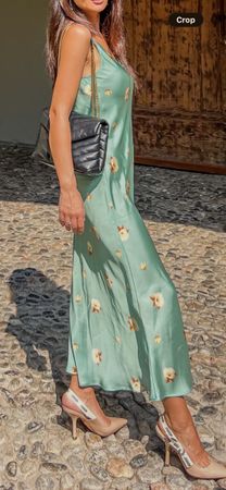 Zara Kleid geblümt Grösse S guter Zustand