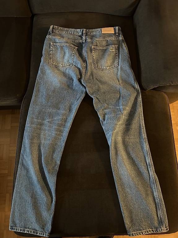 Jeans: Lacoste Jeans – Usato da Zürich venduto da jov_jg9g 3