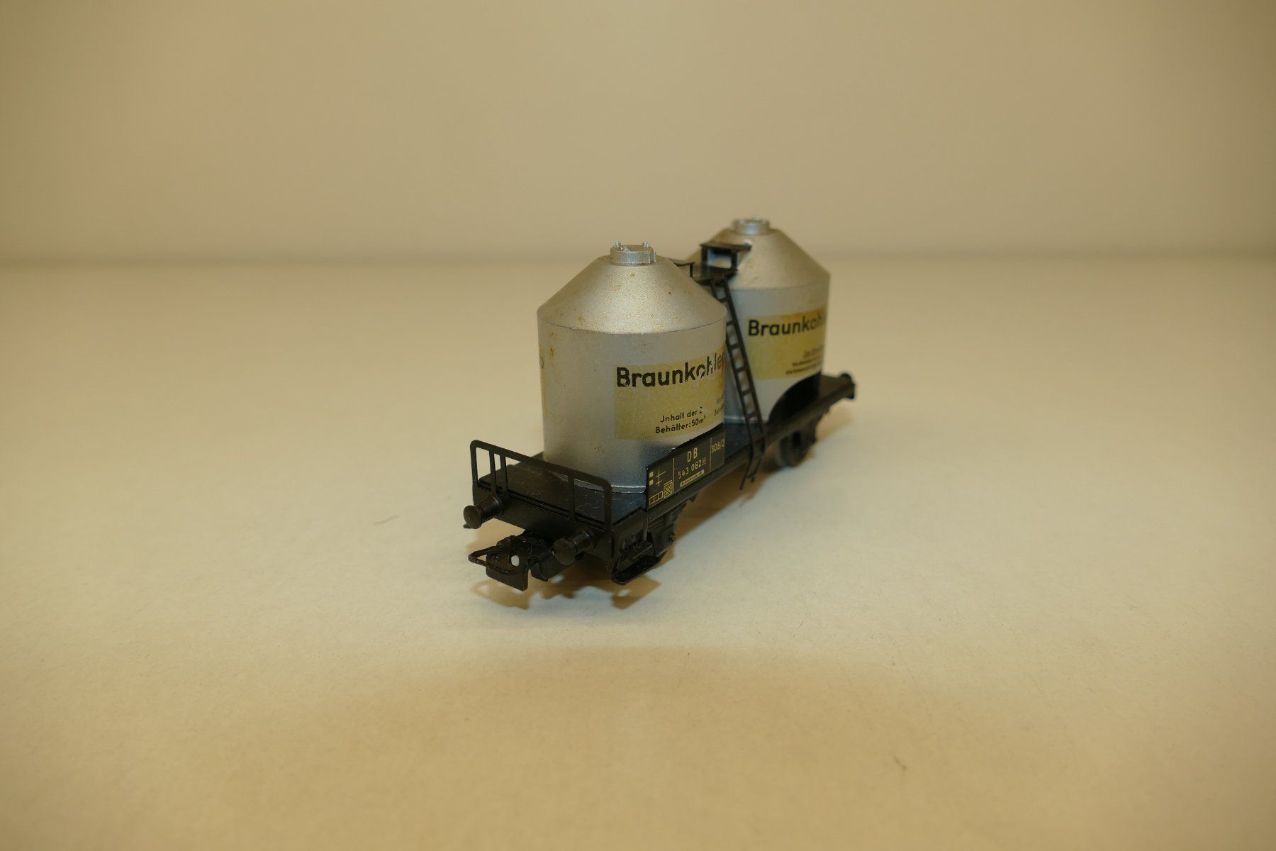 Märklin Modellini di ferrovie: Märklin H0: DB Kohlenstaubwagen – Usato da Niederhasli venduto da rail-duerst 1