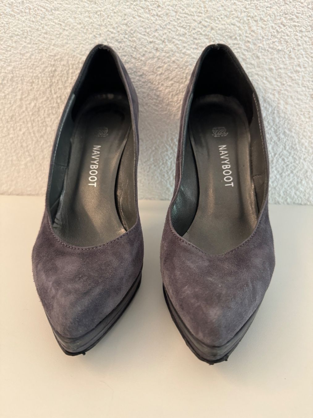 Navyboot Scarpe da donna: High-Heels mit kleinem Plateau – Usato da Bern venduto da Lexis6 1
