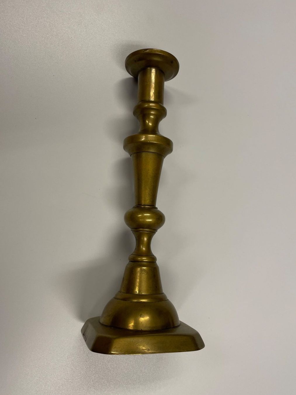 Portacandele: Grosser, massiver Bronze Kerzenständer – Usato da Baar venduto da bricksandmore 3