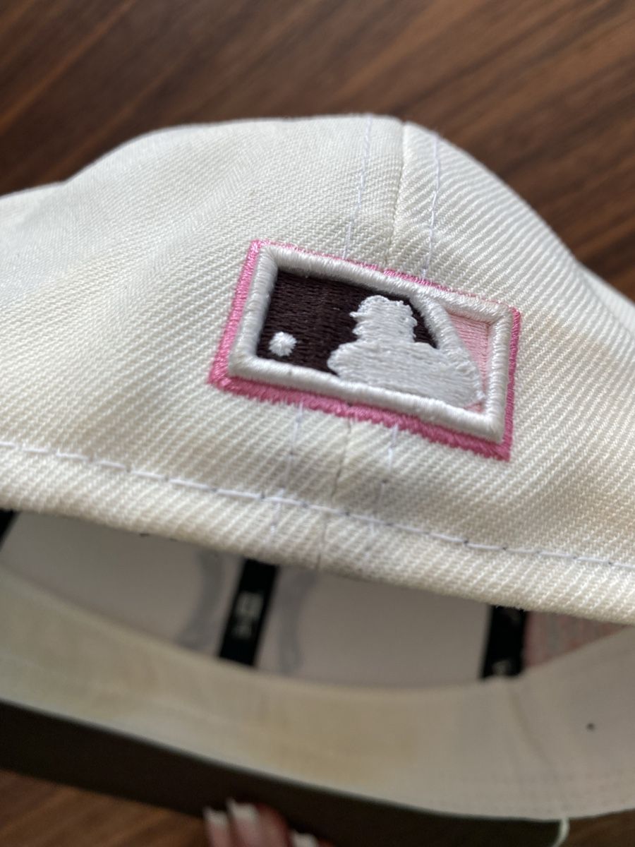 Sonstige Kleidung & Accessoires: New Era 59 Fifty Chrome Cape – Neu und originalverpackt aus Rorschach von lvi_p29s 3