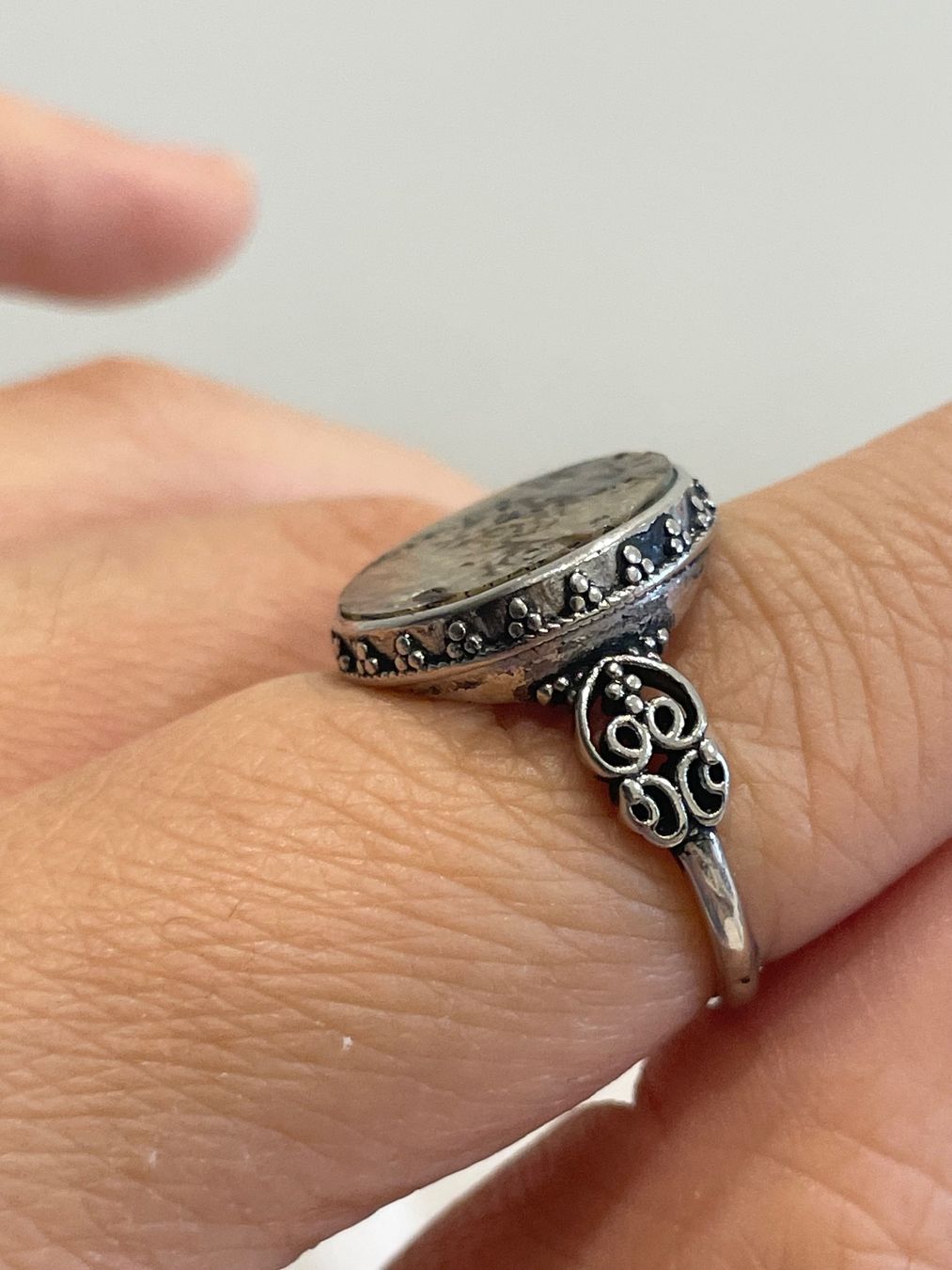 Anelli: 100 % echter Perlmutt-Ring – Vintage-Edelsteinring – Nuovo e nell'imballaggio originale da Schiers venduto da sisikristall 2