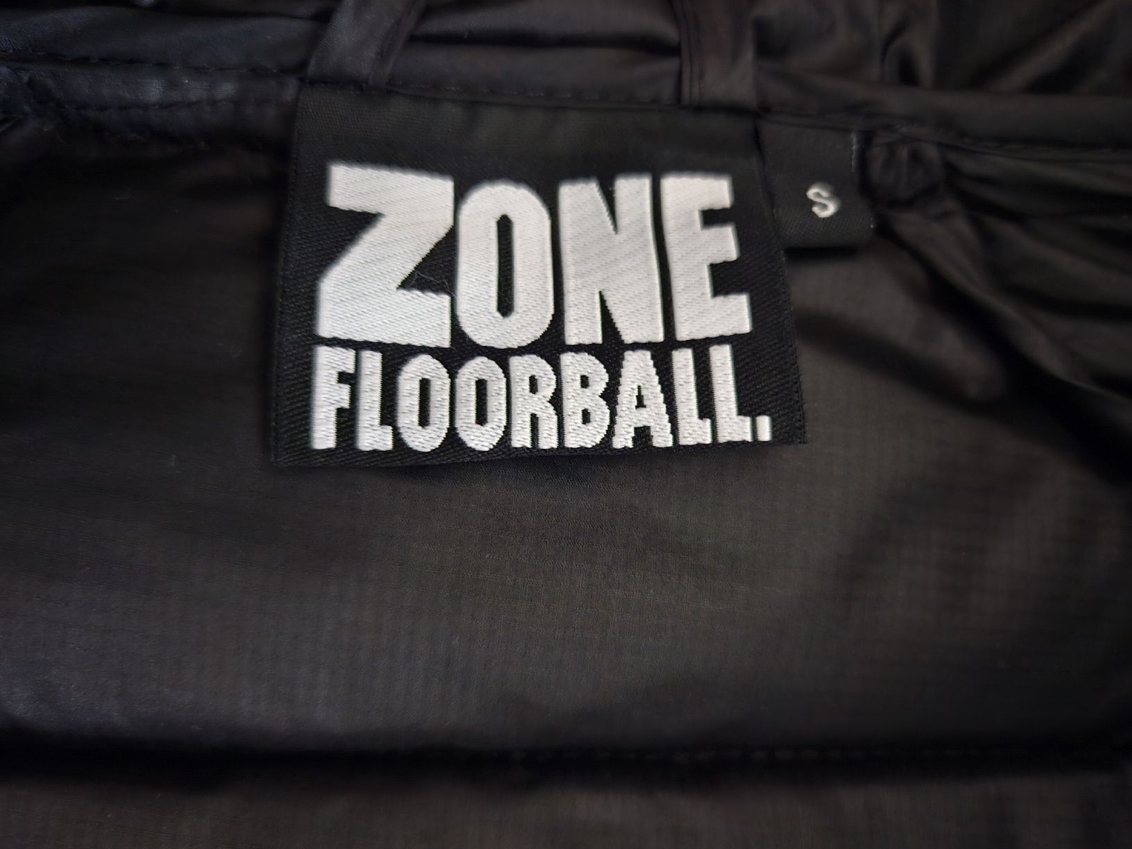 Giacche: Zone Floorball Winterjacke – Usato da Ilanz venduto da zoe_55wh 3