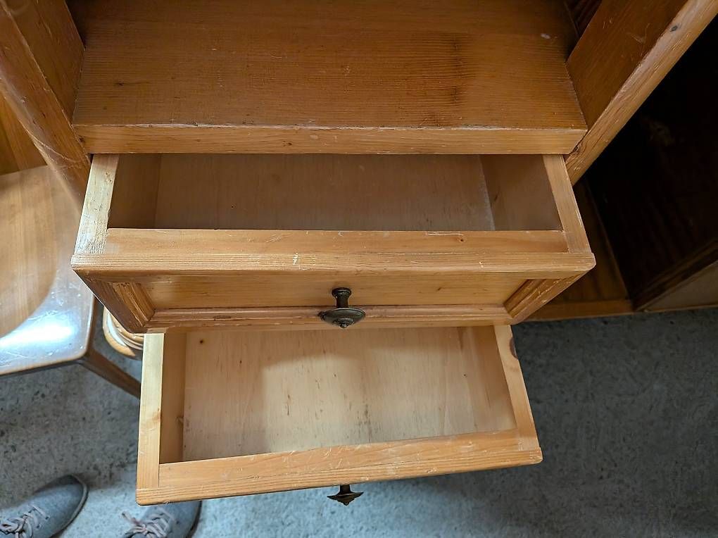 Comodini: holz Nachttisch H63xB52xT35 – Usato da Klosters venduto da selfranga 4
