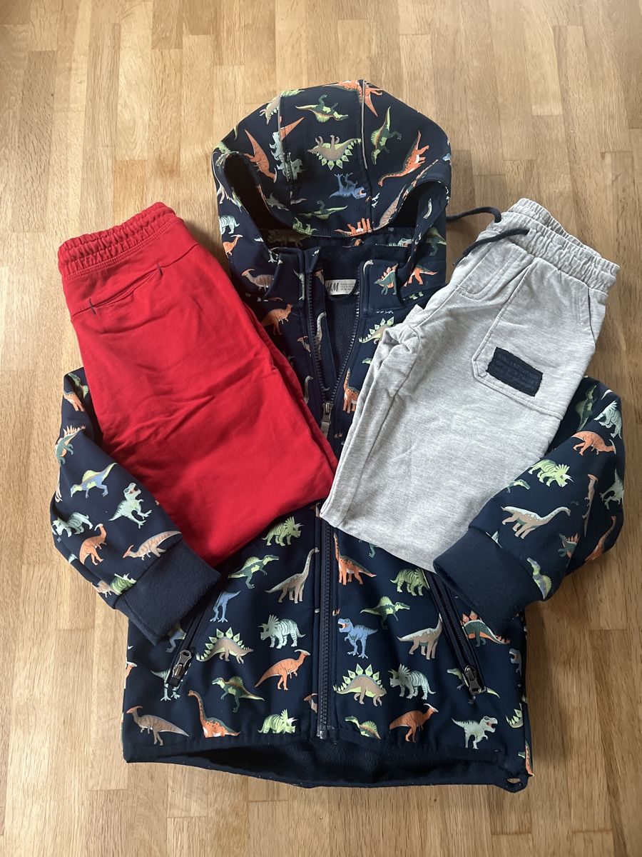 H&M Lotti & Set di vestiti: Children's Autumn Warm Jacket with Sweatpants – Usato da Bachenbülach venduto da Dana_Ondrasik 2