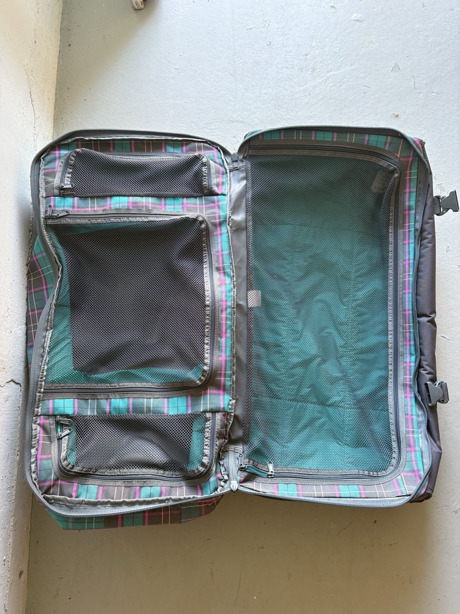 Dakine Reisekoffer: Dakine 110L Rollkoffer – Neu (gemäss Beschreibung) aus Schüpfen von ani_gj8r 1