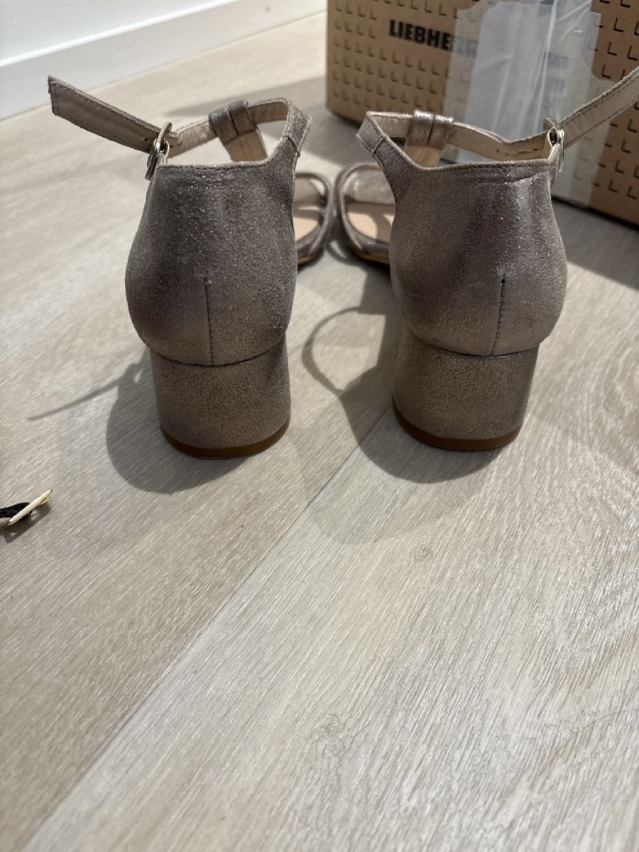 Scarpe da donna: Sandales 40 brillantes – Nuovo (secondo la descrizione) da Zürich venduto da col_w79f 2