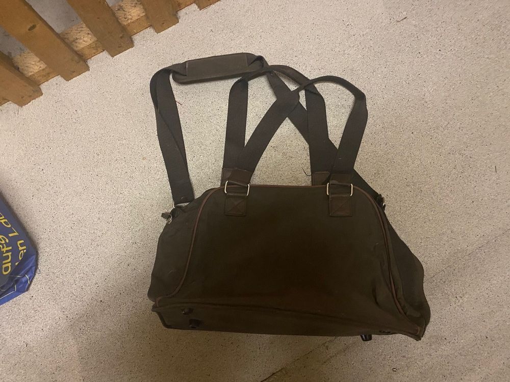 Borse & Zaini: Neuwertige Wickeltasche mit Zubehör – Usato da Emmen venduto da Aribini 2