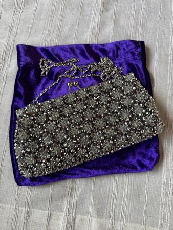 Elegante Vintage-Handtasche, ideal für die Festtage!