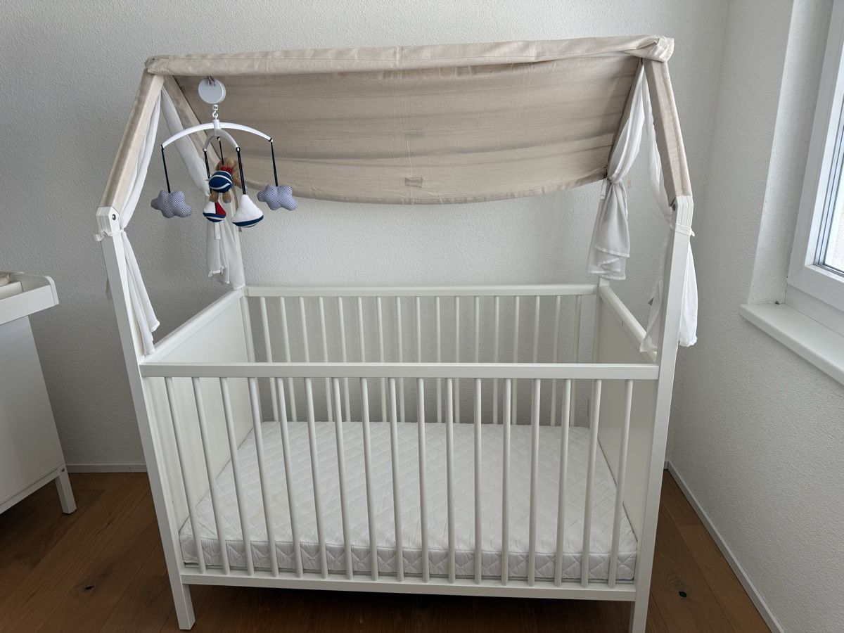 Stokke Lits: Stokke Babyzimmer – D'occasion à Berg TG par mikeymike