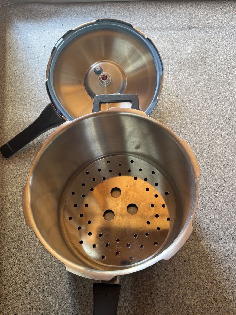 Duromatic Casseroles: Kuhn Rikon Duromatic Kochtopf – D'occasion à Steffisburg par pwi_l5k5 1