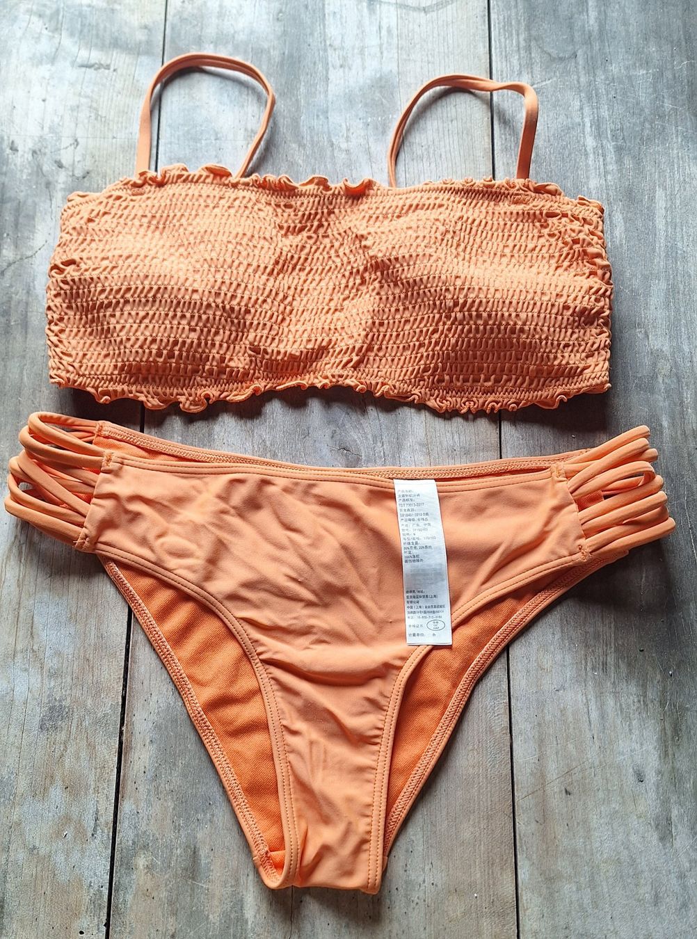 Hollister Maillots de bain & Bikinis: Bikini Hollister M orange Push-up Raffung – Neuf (Voir description) à Rüti ZH par la-93