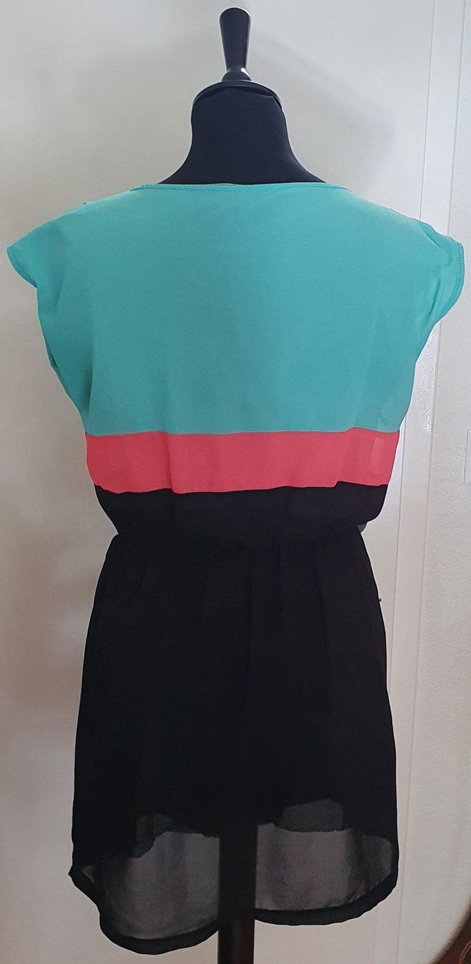 Vestiti: Robe colorée - Taille S – Usato da Court venduto da Jovi2 1