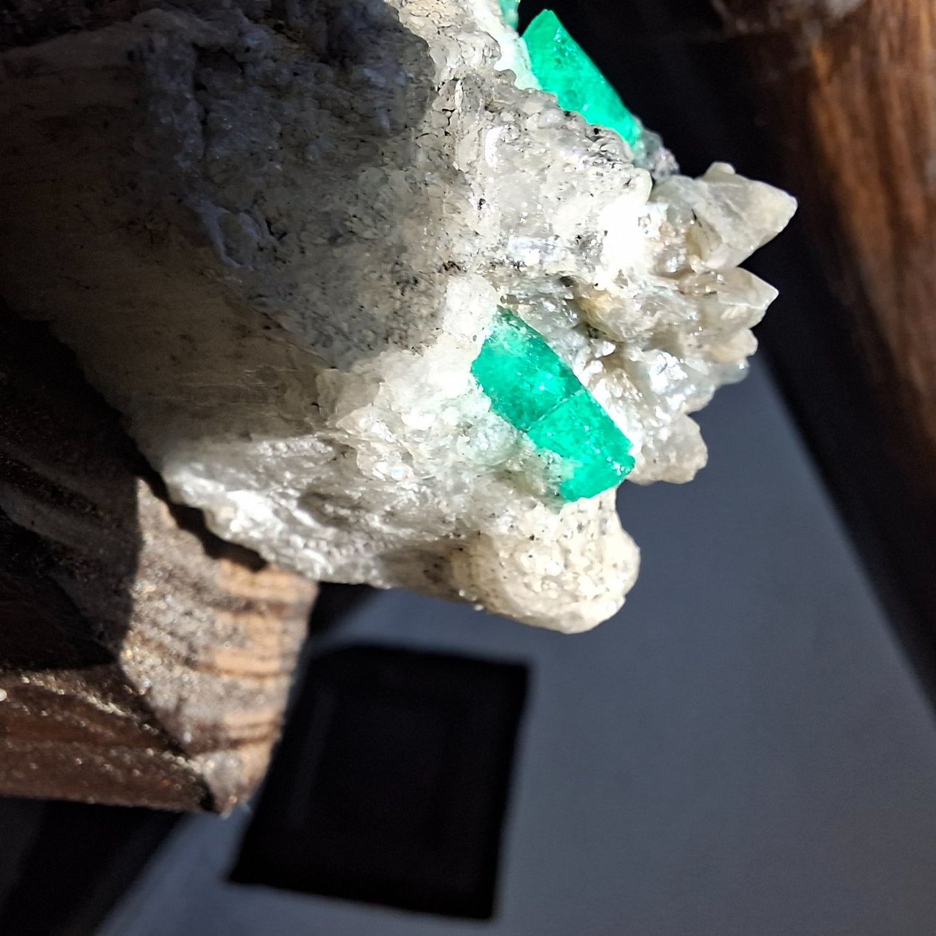 Minerali & Pietre curative: Smaragdstufe Muzo Kolumbien – Nuovo (secondo la descrizione) da Schaffhausen venduto da Lucas8677 3