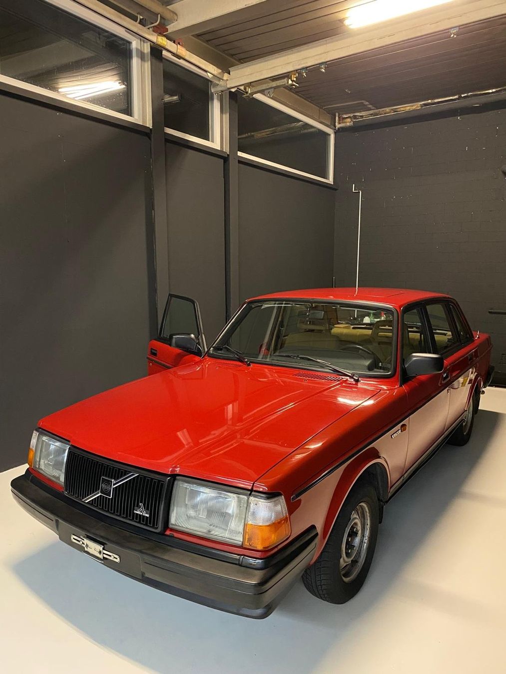 Volvo Automobili: Volvo 240 GLT – Usato da Siebnen venduto da arl_j7d5 1