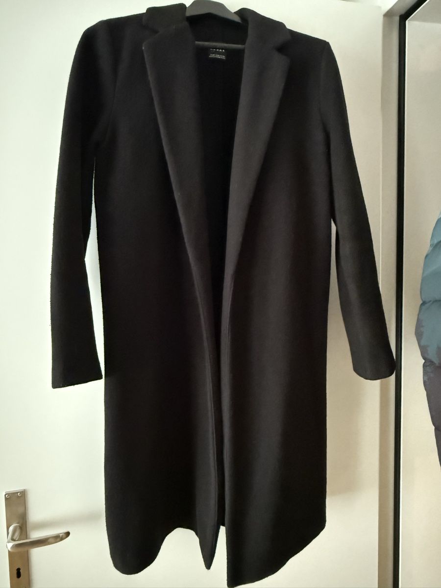 Zara Cappotti: Schwarzer Zara Mantel Gr. M – Usato da Ennetbaden venduto da mel_cs5j
