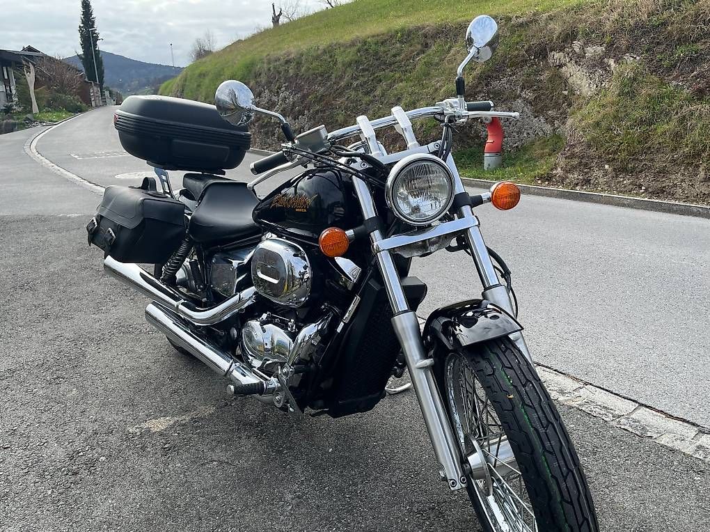 Chopper: gepflegtes Motorrad VT 750 DC Black Widow – Usato da Altstätten SG venduto da geb_5yvw 1