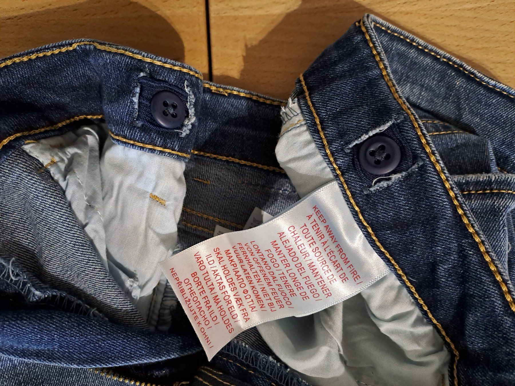 Levi's Hosen: Levis 720 High Rise Super Skinny 16 ans – Neu und originalverpackt aus Meyrin von dijin 9