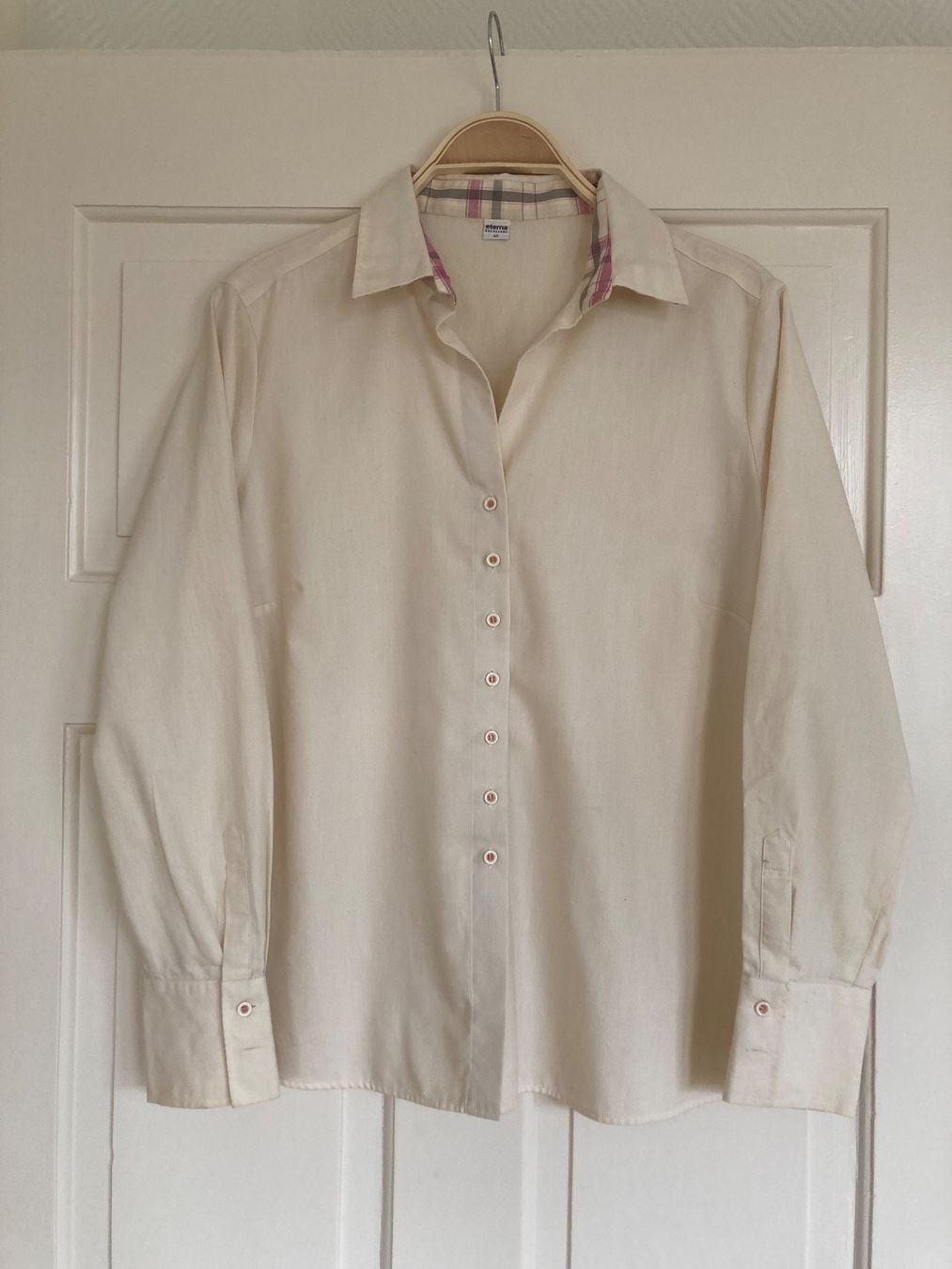 Eterna Camicette: Eterna Shirt cream size 42 – Usato da Zürich venduto da Maki333 1