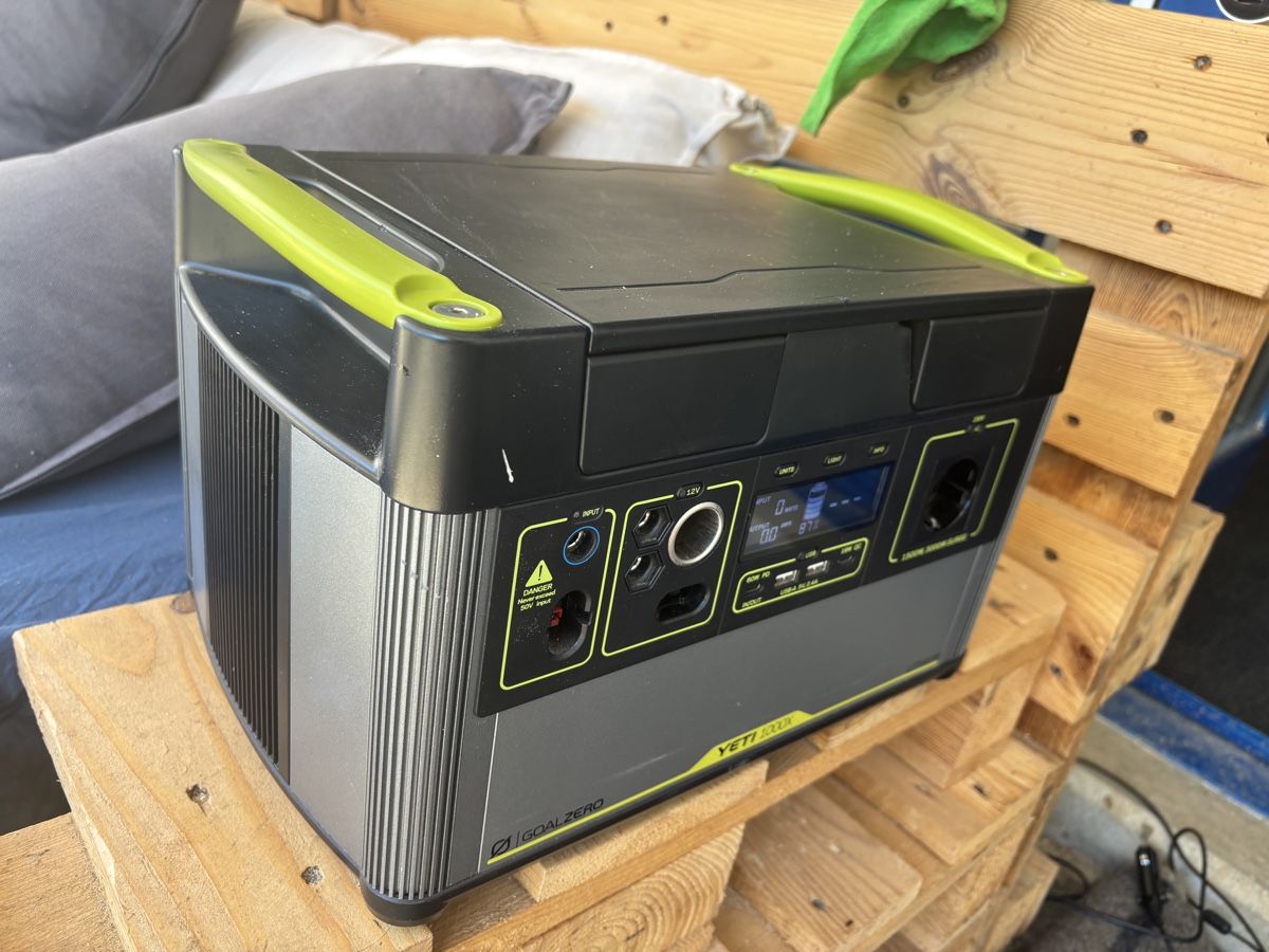Goal Zero Batterie: Goal Zero Yeti 1000X Power Station – Usato da Sisseln AG venduto da Speedskate78 1