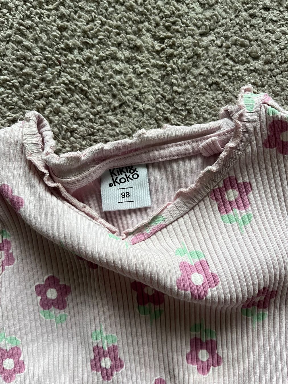 Camicette, T-shirt & Top: Schöne T-Shirts – Usato da Villnachern venduto da schudelinho 1