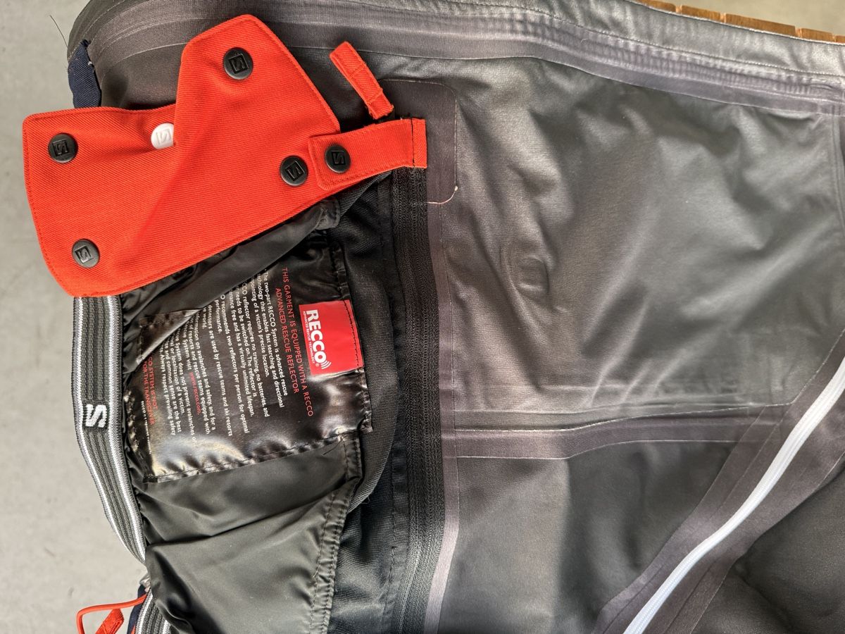 Salomon Giacche: SALOMON SNOWBOARD SKI SHELL JACKET – Usato da Adliswil venduto da benoitZH 6