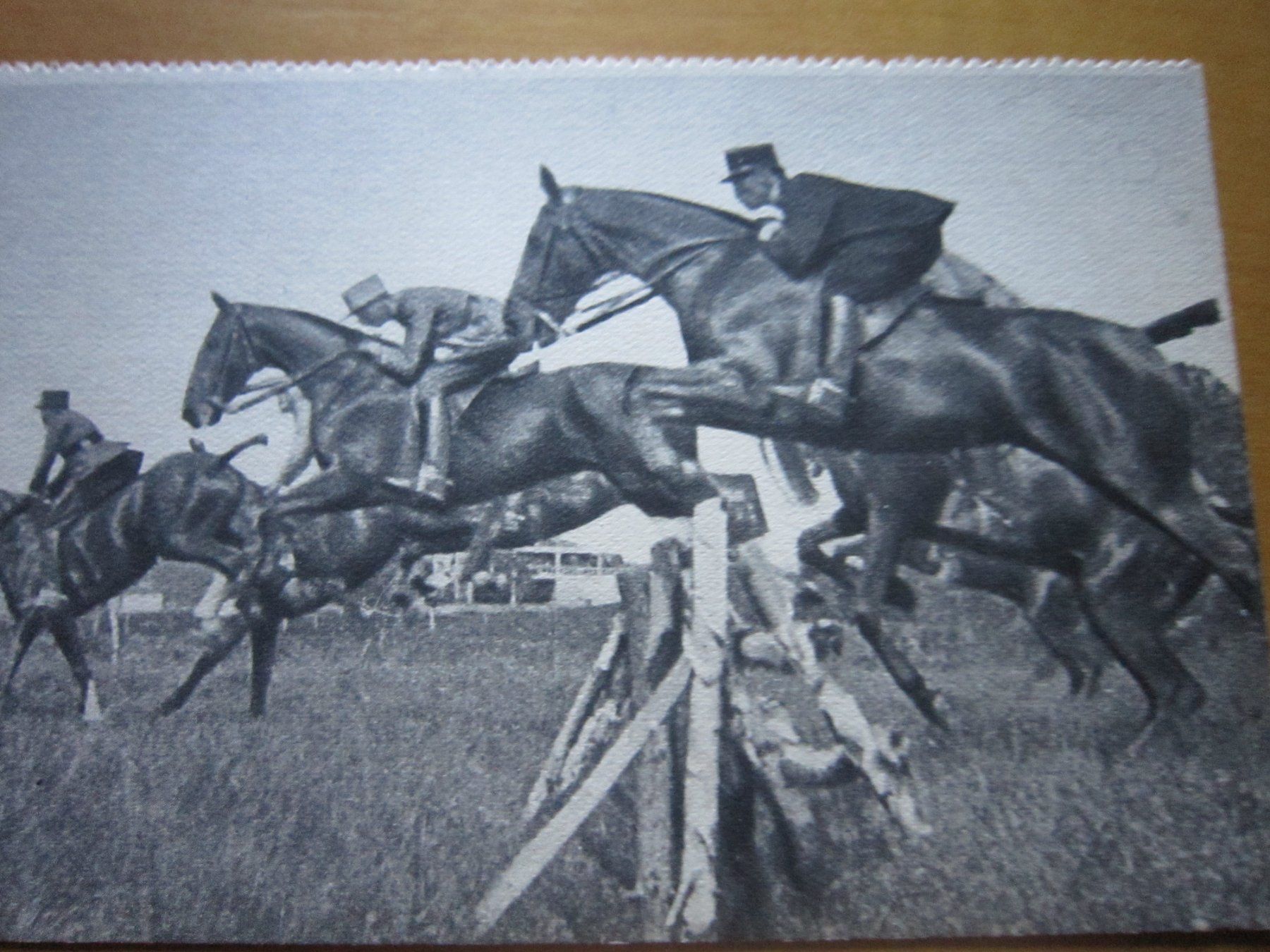 Cartoline postali: No 2 antike Postkarte Militaer – Usato da Gordola venduto da Polentaefung