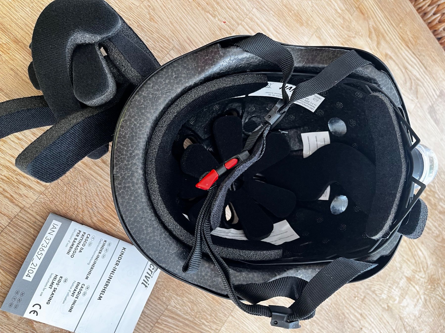 Caschi: Inlinerhelm Kinder Neu Grösse S_M – Nuovo (secondo la descrizione) da Zürich venduto da Sammler777 2