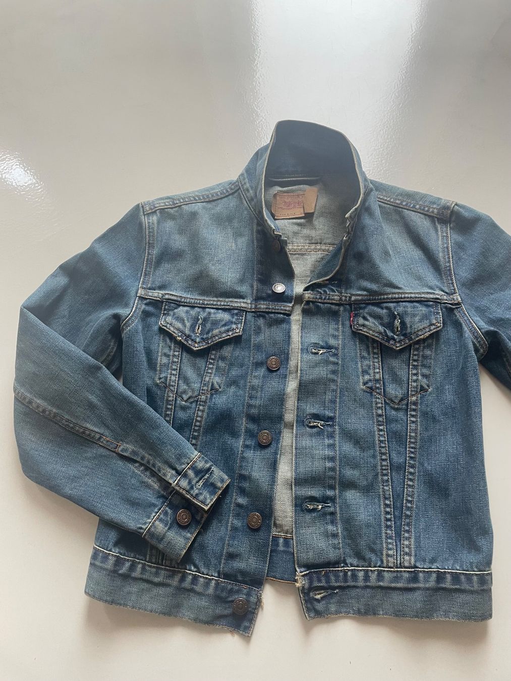 Levi's Jacken: Levi Strauss Jacke Jeans Vintage – Gebraucht aus Minusio von Pink222