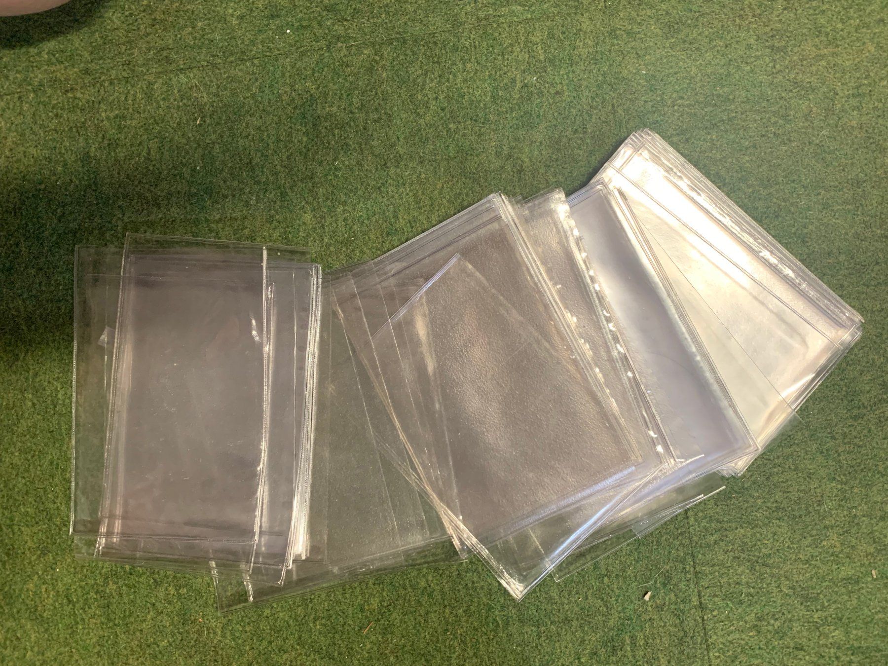 Cartoline postali: POCHETTES PLASTIQUE POUR CARTES POSTALES – Usato da Vandoeuvres venduto da ngc_9qj2 3