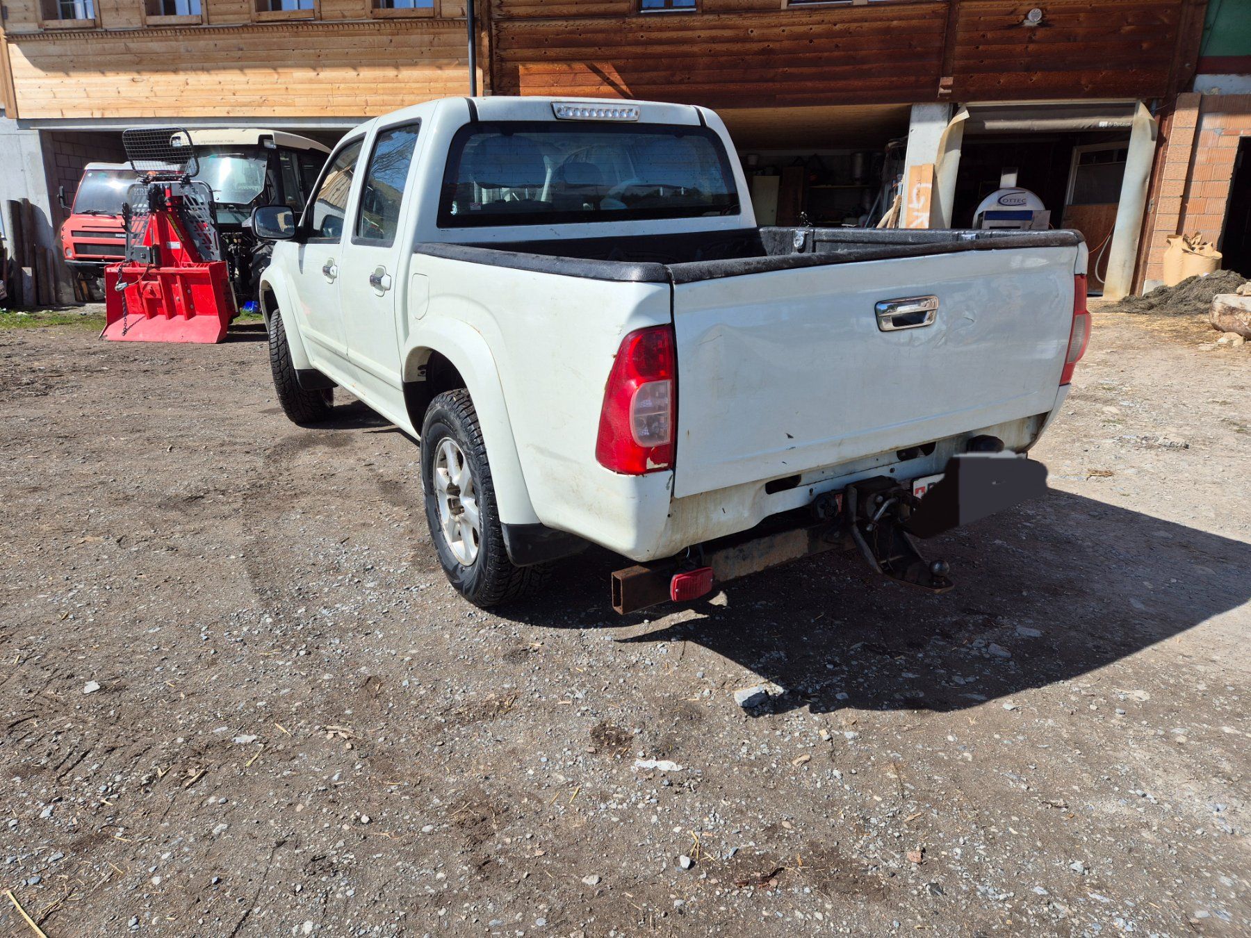 Isuzu Nutzfahrzeuge: ISUZU PICK UP – Gebraucht aus Lenk im Simmental von benel99 4