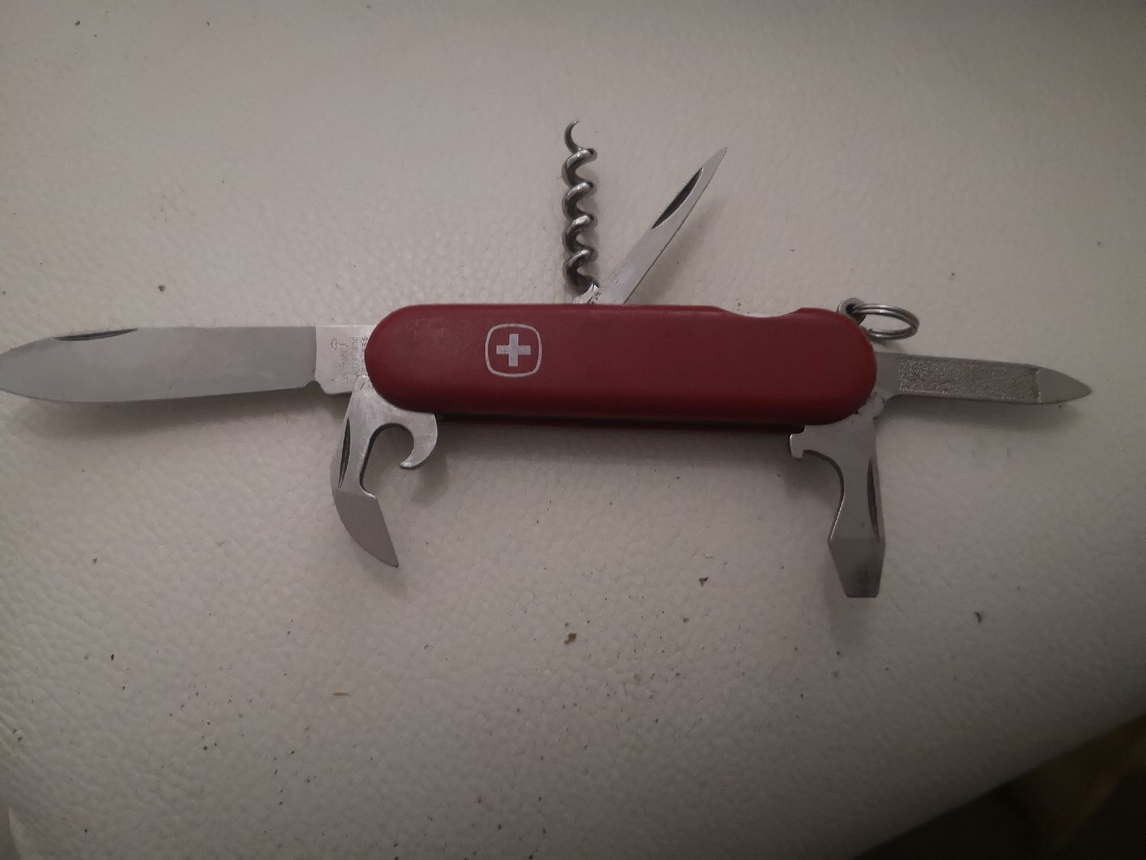 Wenger Coltelli tascabile: Wenger Offiziersmesser, rot, gebraucht – Usato da Belp venduto da mar_76s8